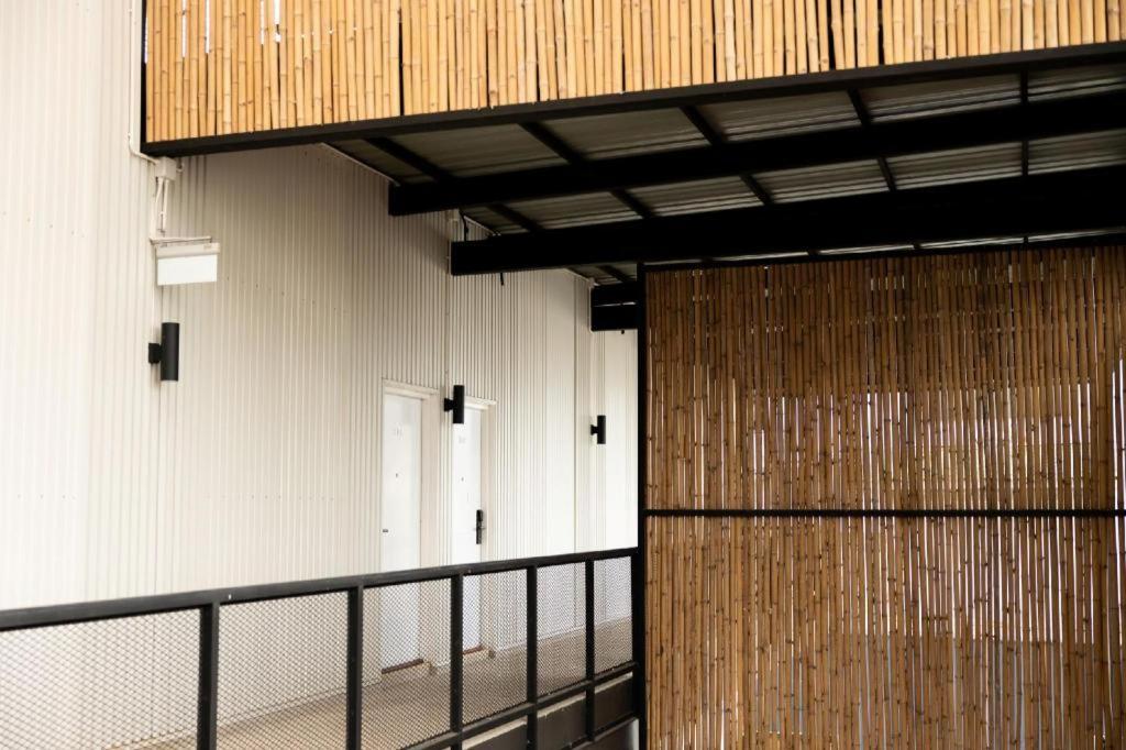 מלון Pakchong Center Poshtel מראה חיצוני תמונה